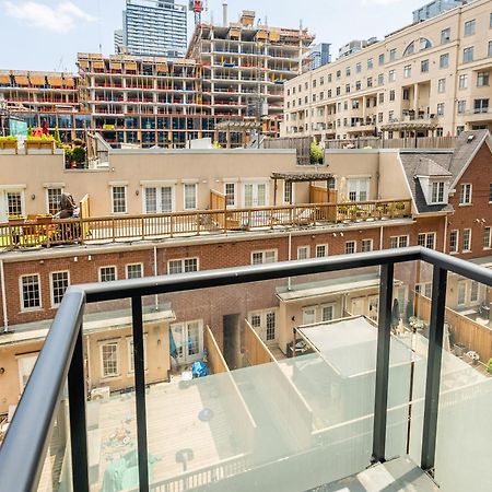 Globalstay Elegant Downtown Apartments トロント エクステリア 写真