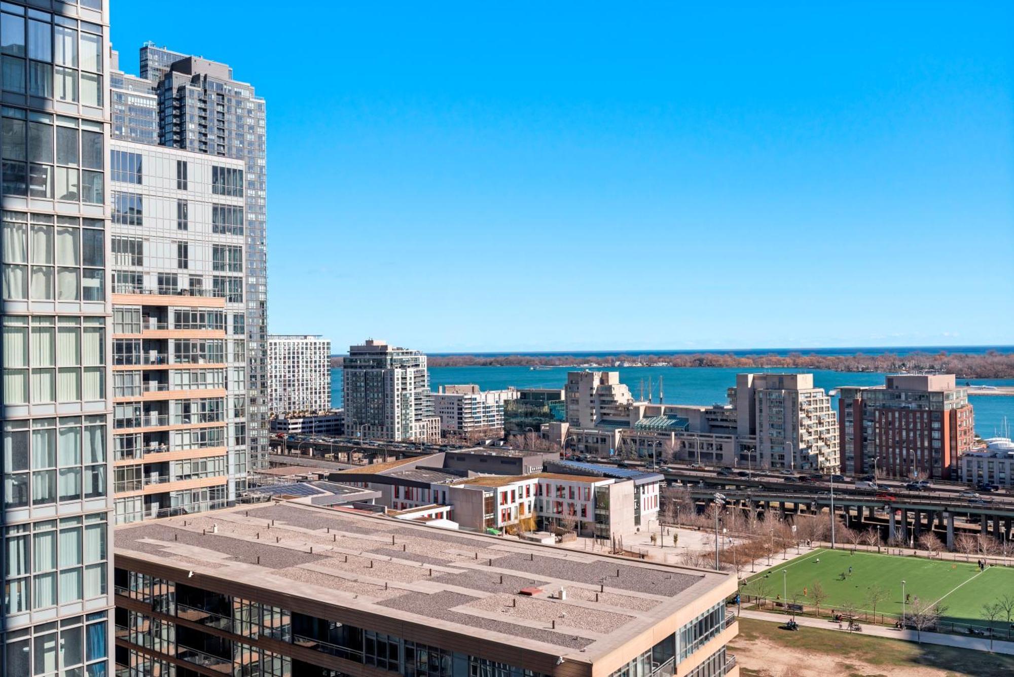 Globalstay Elegant Downtown Apartments トロント エクステリア 写真