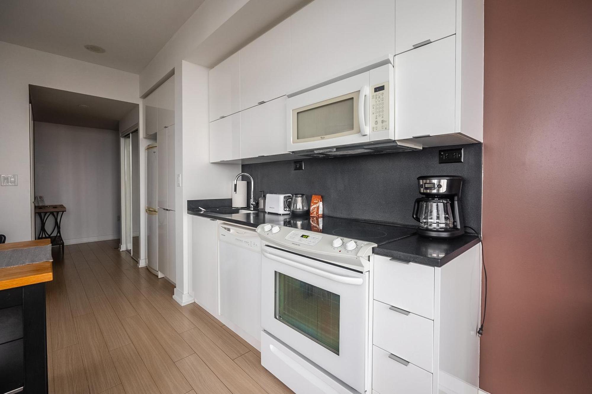 Globalstay Elegant Downtown Apartments トロント エクステリア 写真