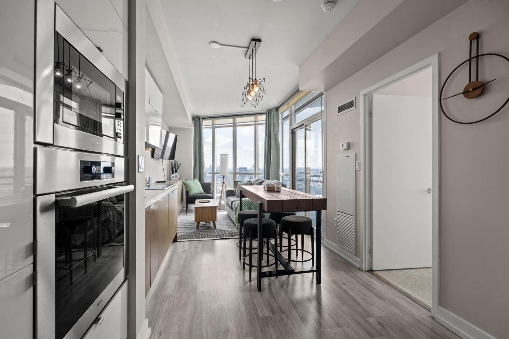 Globalstay Elegant Downtown Apartments トロント エクステリア 写真